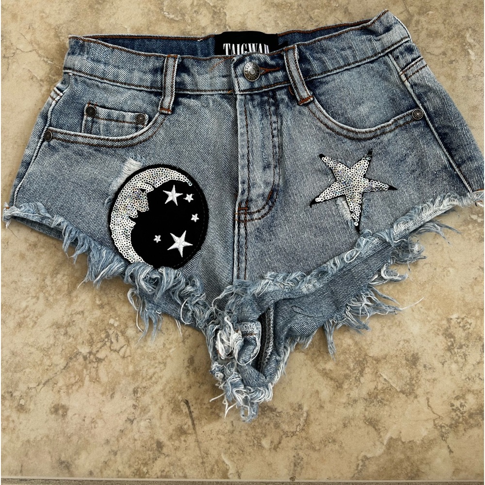Taigwah like new Jean shorts
